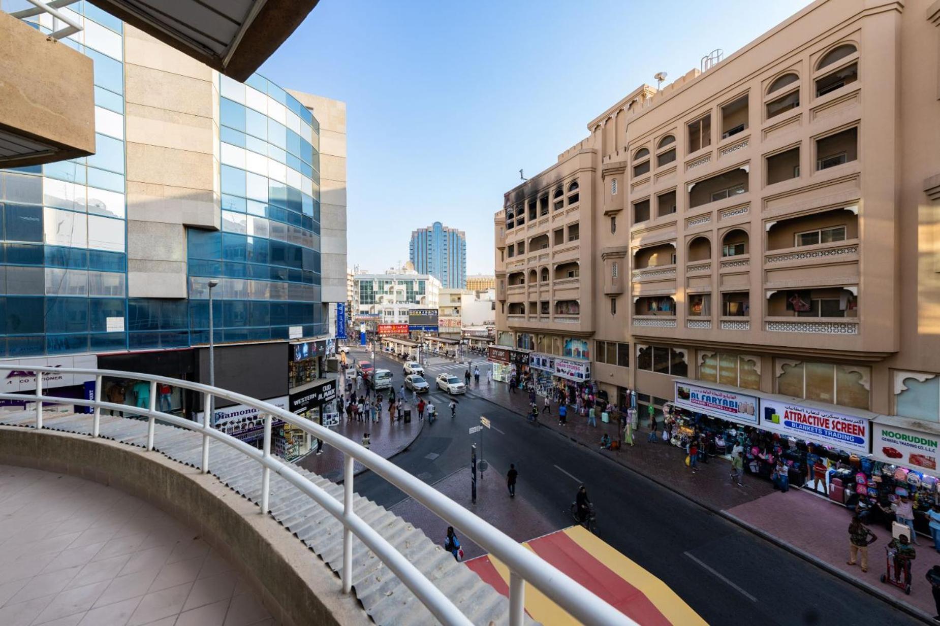 Tanha Hotel Dubai Exterior foto